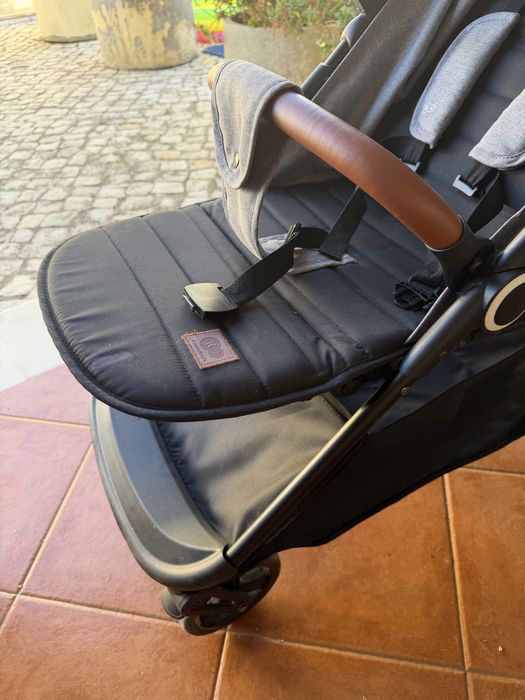 Carrinho de bebé Kinderkraft – praticamente novo
