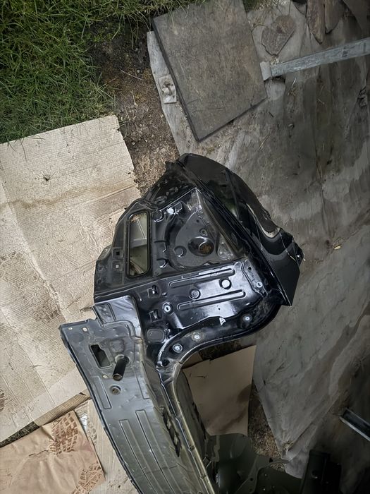 Четверть Задня частина Kia EV6