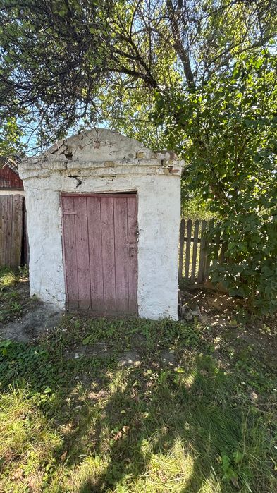 Продаж цегляного будинку в  с.Саварка