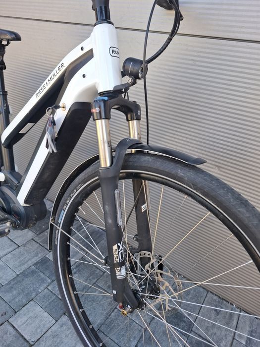 Rower elektryczny trekkingowy Riese & Muller New Charger 29" Bosch Deore tarcze hydrualika