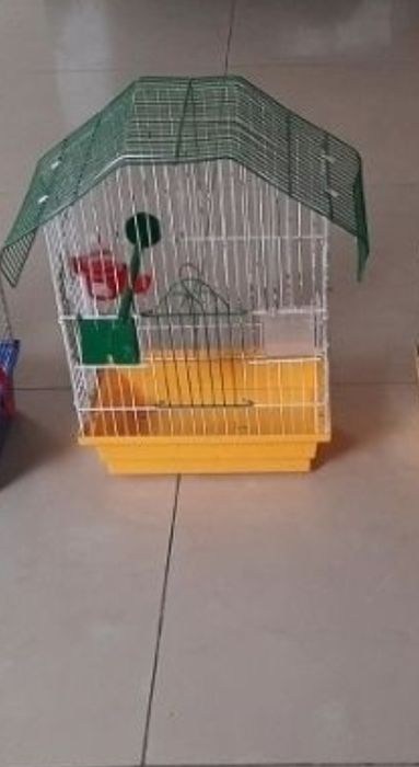 Не большая Клетка для попугая , шиншиллы , морской свинки , хомячка