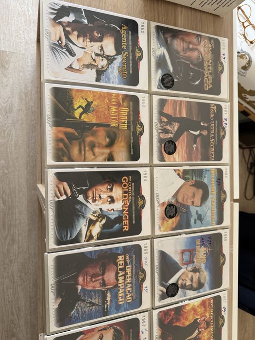 Coleção Completa James Bond 007 – 20 DVDs + Documentário Edição Especial
