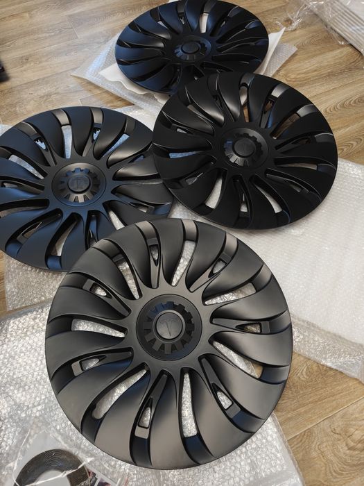 Комплект ковпаків Tesla model Y R 19. Uberturbine