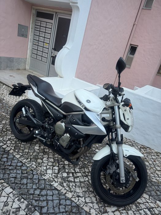 Yamaha Xj6n impecavel