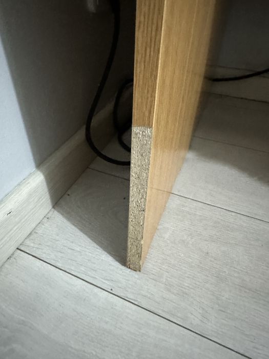 Mesa/secretária para quarto