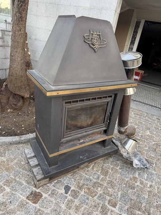 Salamandra a lenha com ventilador