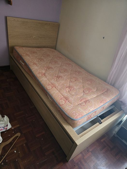Cama de solteiro