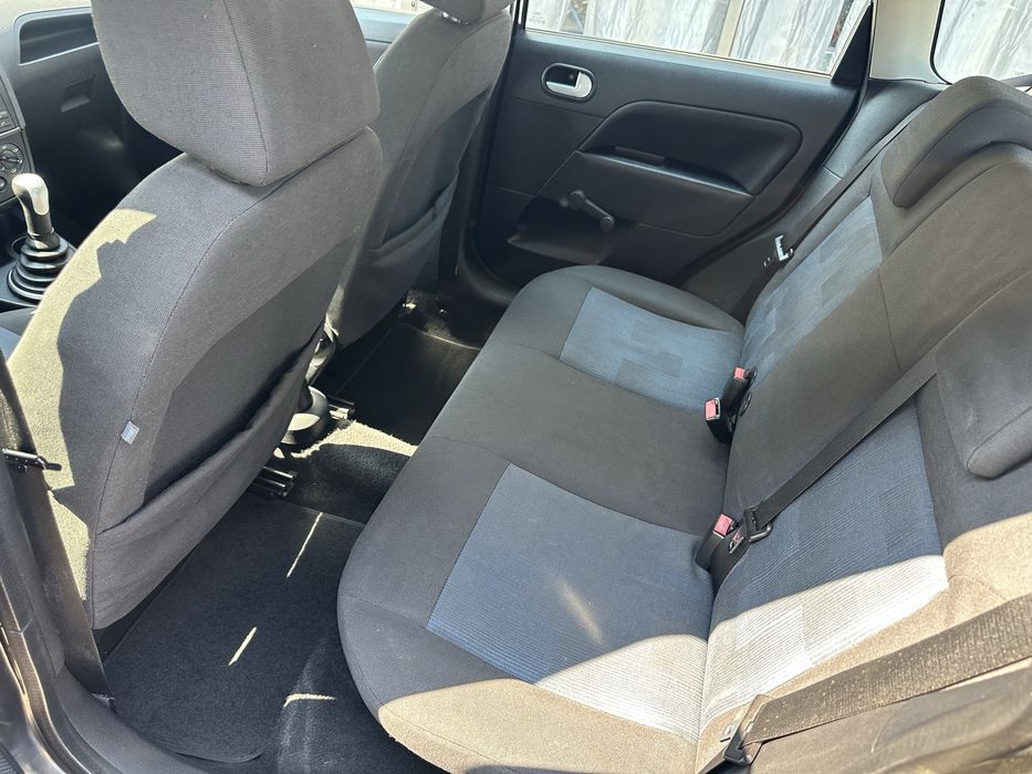 Ford fiesta 1.25