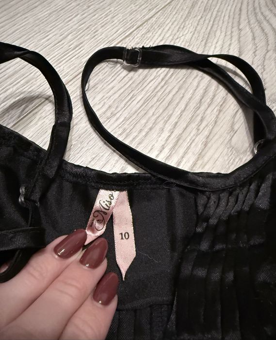 czarna satynowa halka top na ramiączkach S M goth vintage