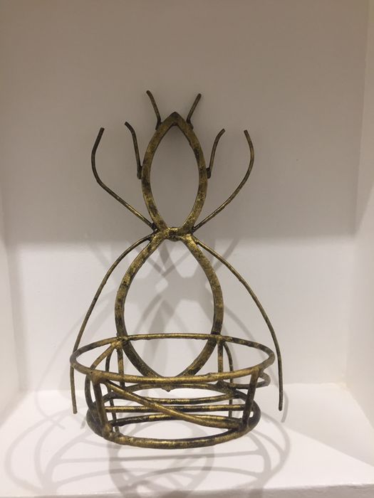 Настінна кована підставка для вазона. Павук. Декоративна підставка .