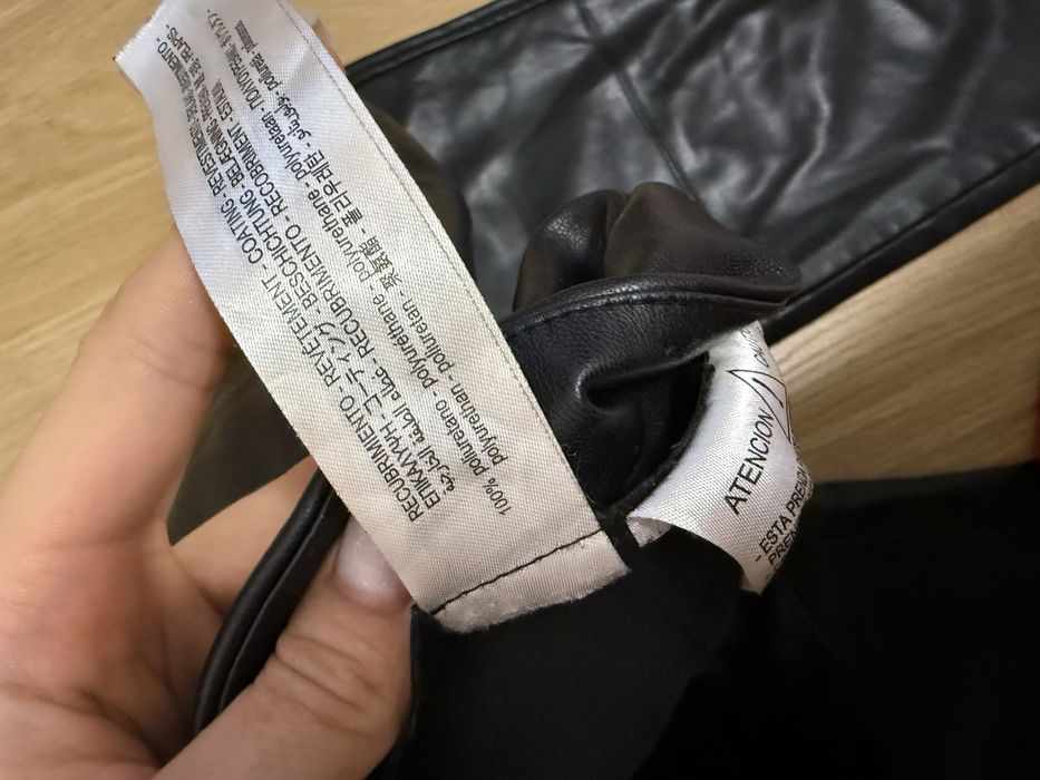 Шкіряні штани zara на флісі  , s