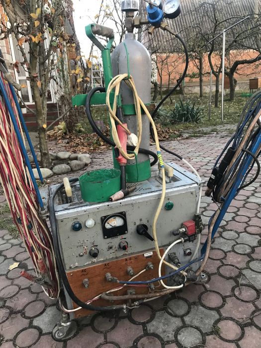 Аргоннодуговий зварювальний агрегат