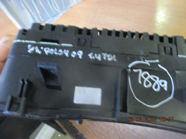 Quadrante / painel de instrumentos VOLKSWAGEN Polo (9N)