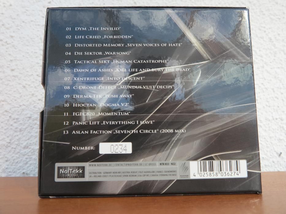 Vários – "United Vol II" (CD Box - Special Edition - EBM)