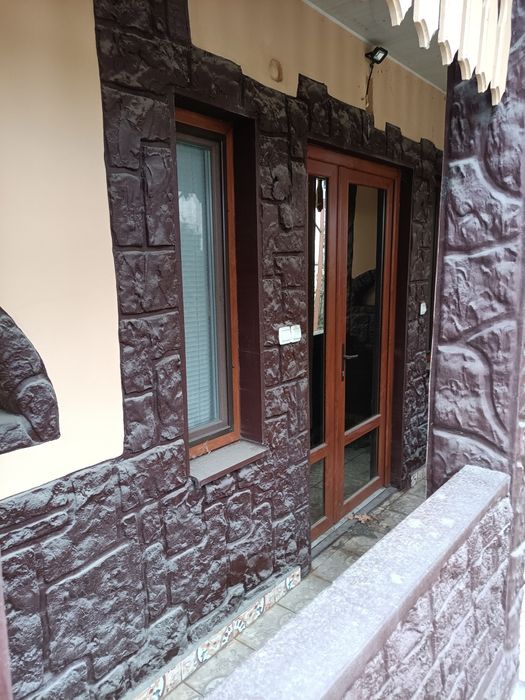 3хкімнатний будинок з прибудовами, великою ділянкою та гаражем