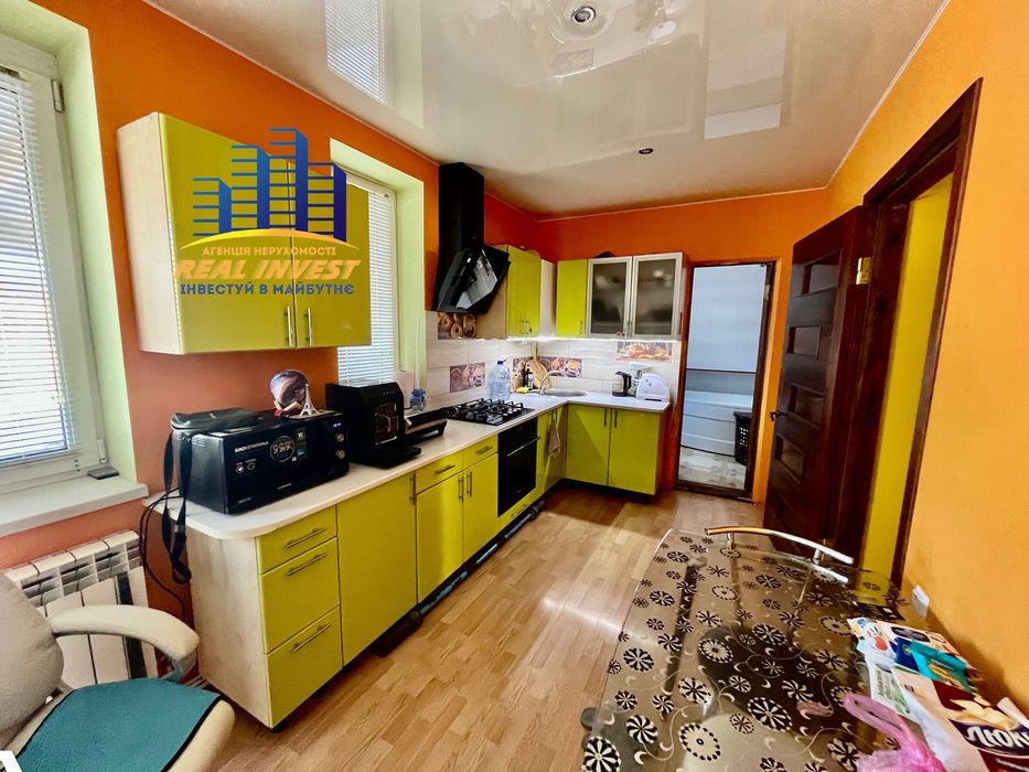 Продам будинок в центрі м. Самар