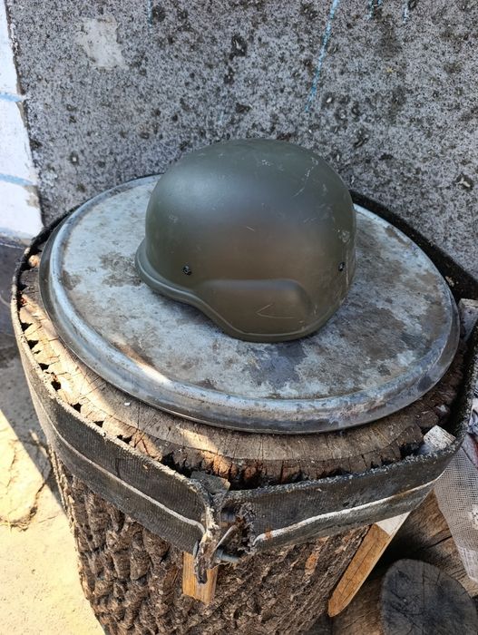 Берци 41розмер тактичні і шлем