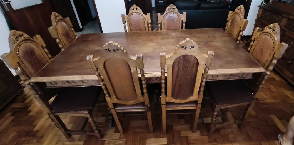 Mobília de sala de jantar em madeira