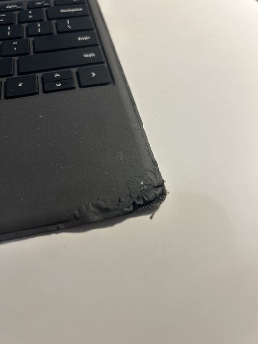 Microsoft Surface Pro 4 – 1724, i5, 8GB RAM, 256GB SSD (uszkodzony)