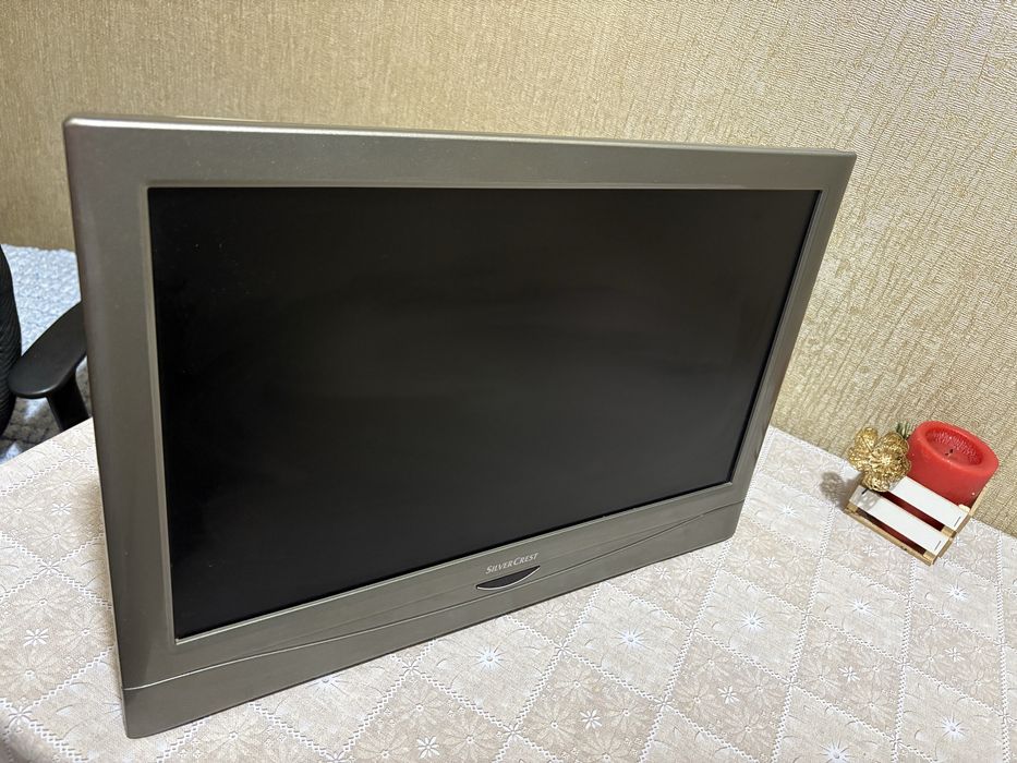 Телевізор  Silver Crest LCD  19