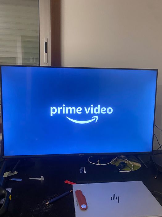 Smart TV HISENSE 40” pouco usada