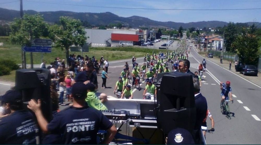Autocarro Panorâmico Eventos.
(01 Andar).