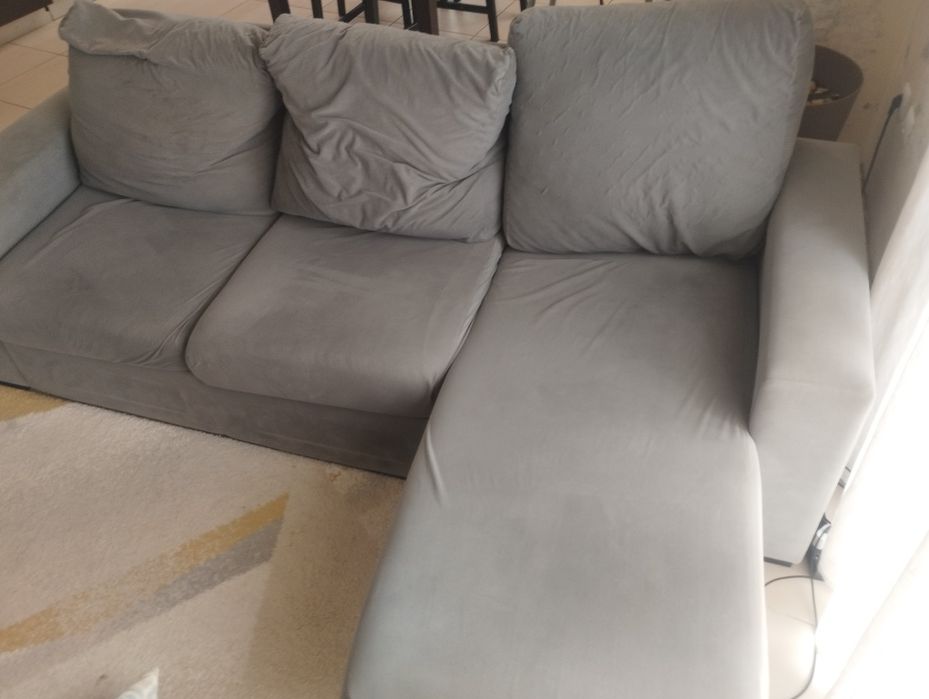 Sofa usado.        .