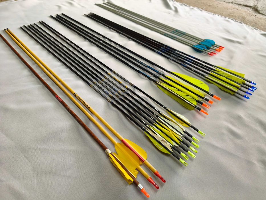 Strzały 25x Karbonowe Easton komplet strzał karbonowych do łuku  strzały carbonowe Easton