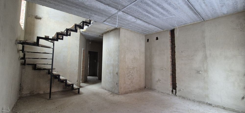 Дуплекс від забудовника! ТОП ЛОКАЦІЯ! Всі комунікації підключені.