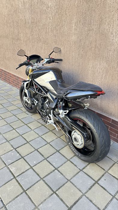 MV Agusta Brutale 800RR