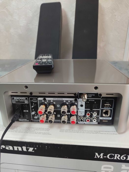 Мережевий медіаплеєр Marantz Melody X M-CR612 +всепогодна настінна акустика Focal SIB XL