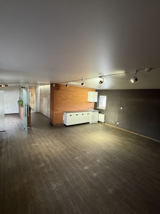 Аренда помещения. Центр. ул Короленко.