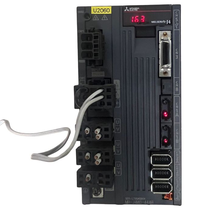 Serwowzmacniacz Mitsubishi MR-J4W3-444B 3x400W | SSCNET III/H
