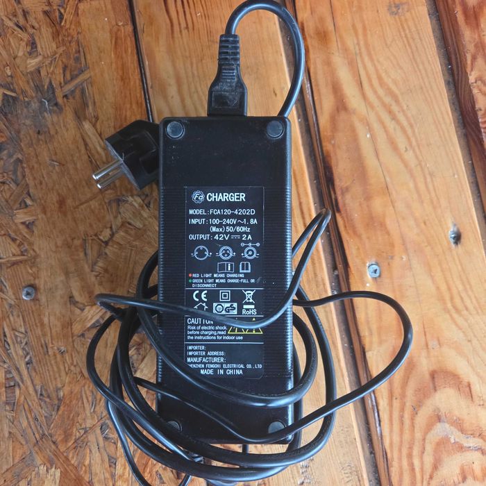 Rower elektryczny składany Compact F810
