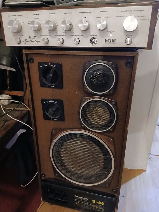 Усилитель Бриг 001 и S 90 комплект