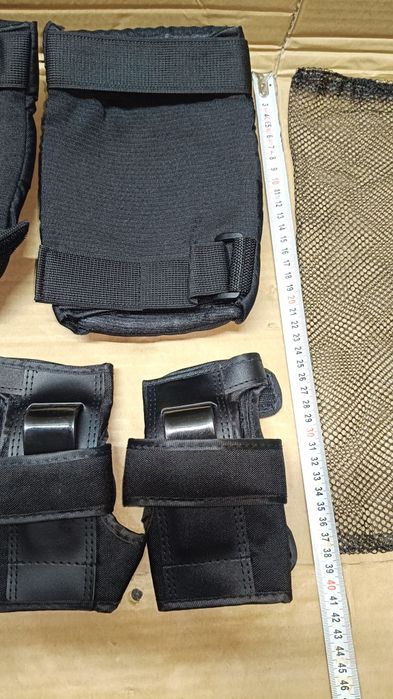 Speedsporting Zestaw ochraniaczy na deskorolkę rolki rozm.L