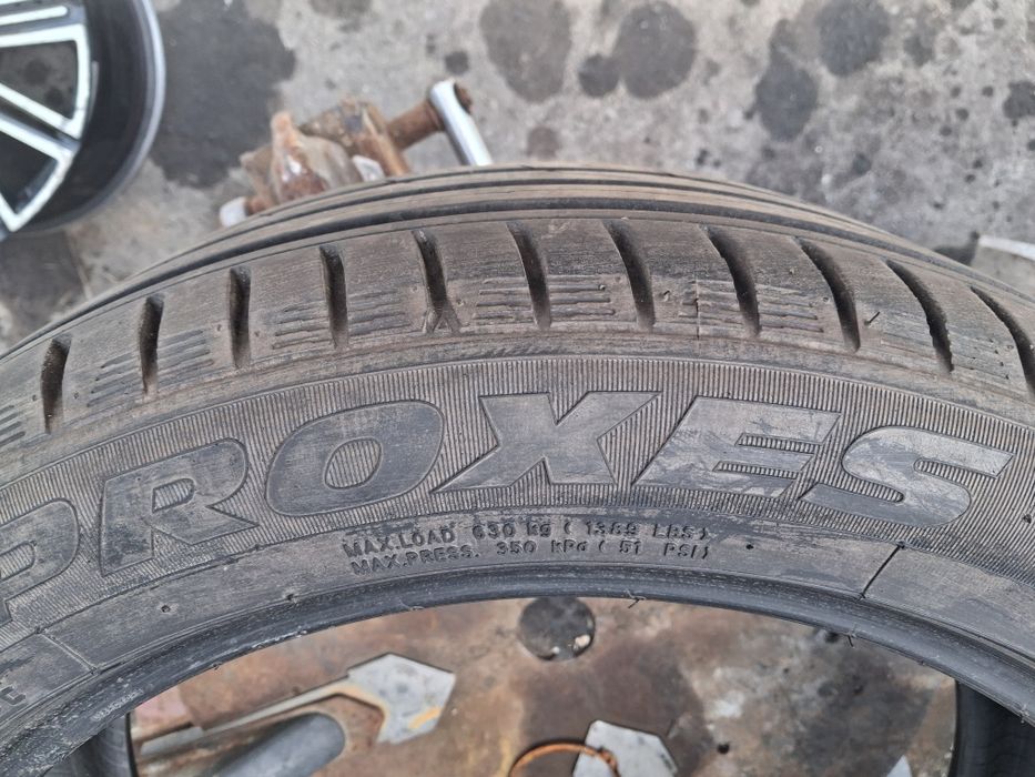Toyo Proxes CF2 215 50 18