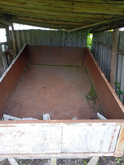 Прицеп до мінітрактора, одноосний