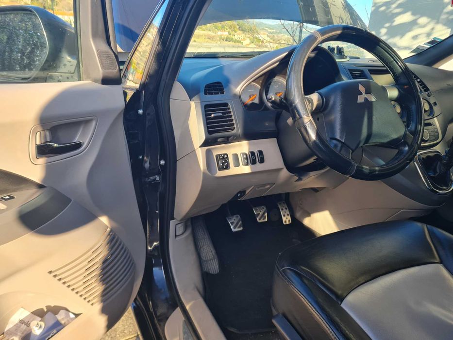 Carrinha Mitsubishi Grandis 2.0 DI-D insport