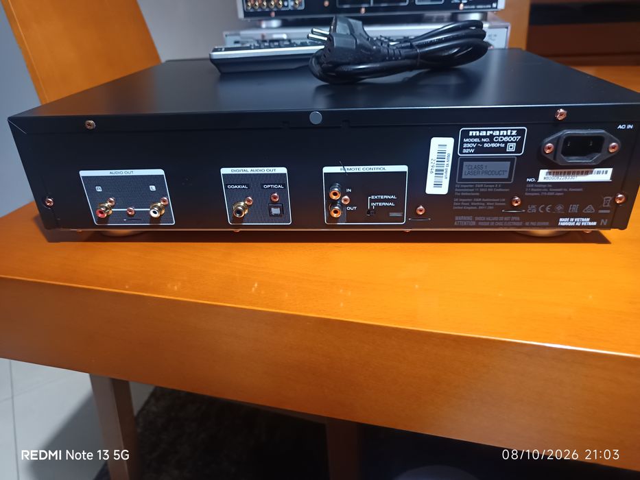 Marantz CD 6007 com comando