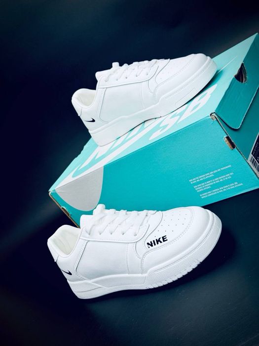 Белые женские кеды nike кросовки nike кожаные на весну лето найк кеды