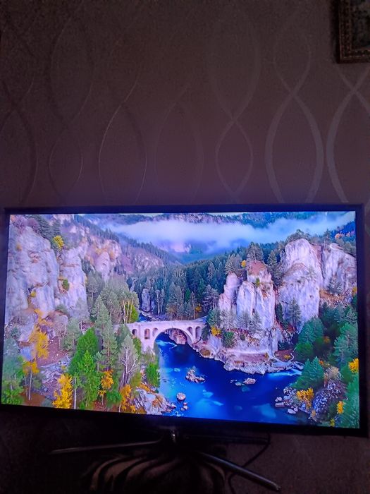 Samsung 40"  LED