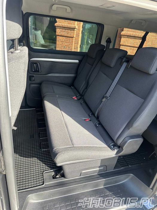 Bus Citroen Spacetourer 2025 9 osobowy Wypożyczalnia busów  -10%