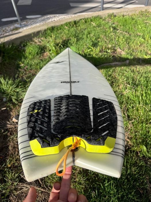 Prancha de surf 5’8”