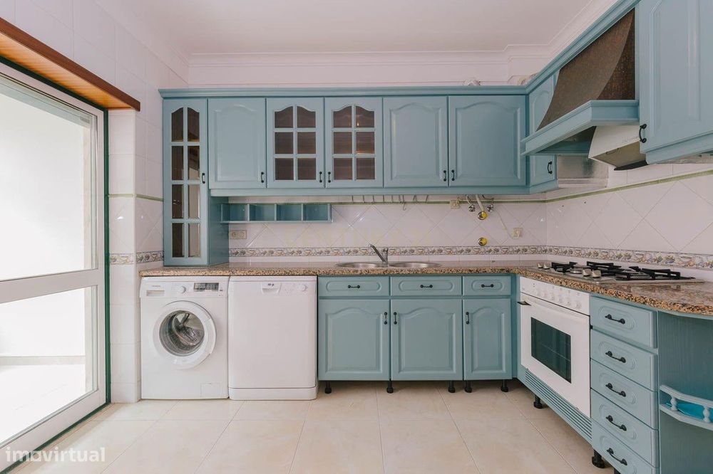 Apartamento T2 no Samouco com terraço