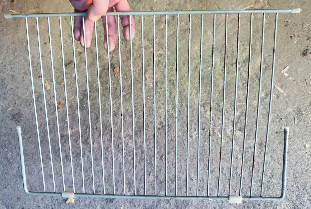 Полка холодильник полиця сетка сітка решітка для бутылок ящик