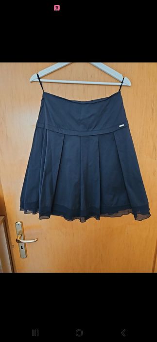 Damska spódnica do kolan