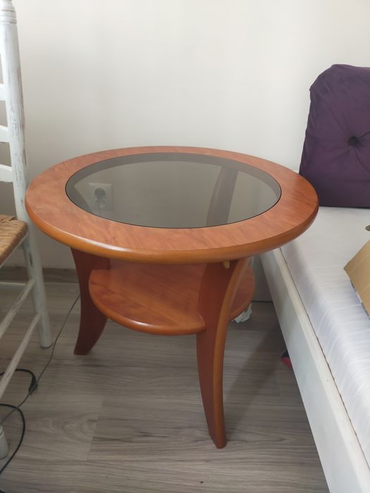 Stolik kawowy, szklany środek