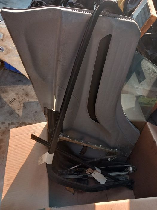 Várias peças para MITSUBISHI CANTER FUSO 2009