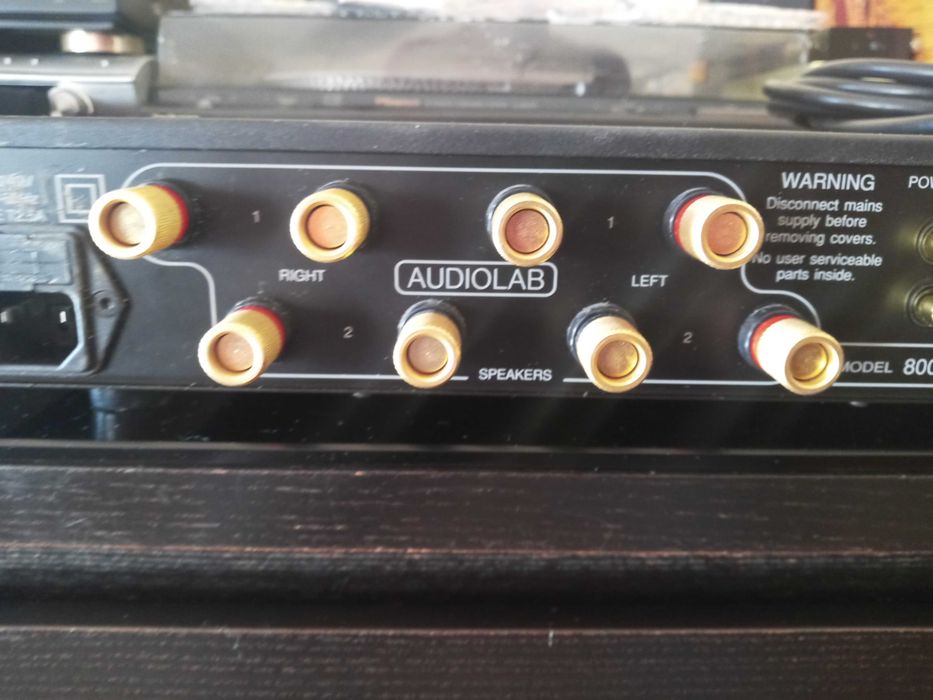 Amplificador Audiolab 8000S